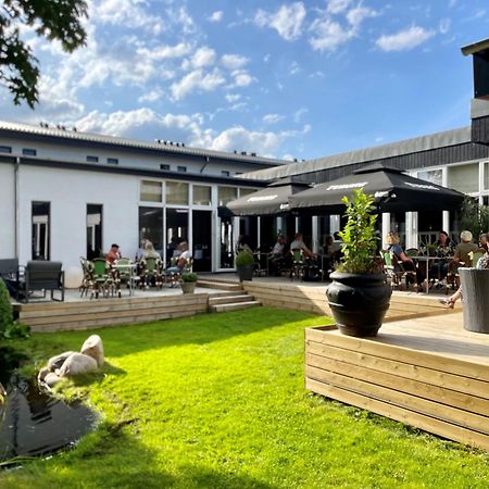 Dolphin Hotel Herning Buitenkant foto