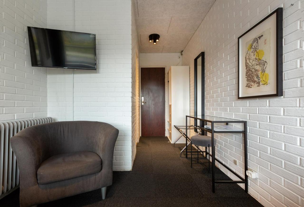 Dolphin Hotel Herning Buitenkant foto