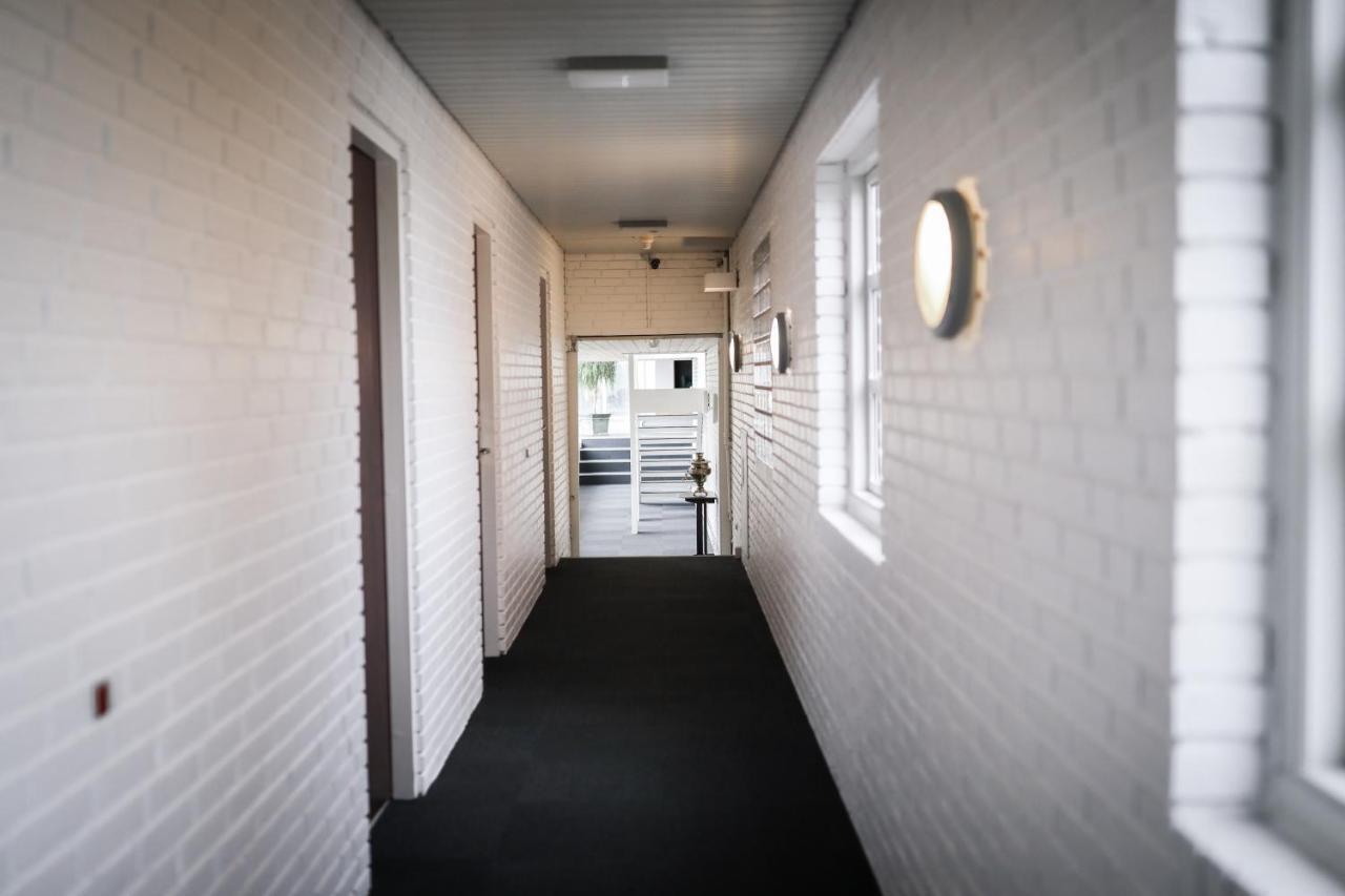 Dolphin Hotel Herning Buitenkant foto